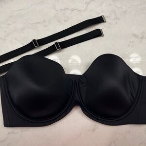 Black Strapless Bra